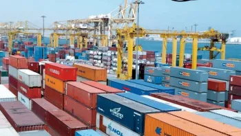إعلان حكومي ببدء الترتيبات لإطلاق نشاط الترانزيت في ميناء عدن بعد 15 عام من التوقف