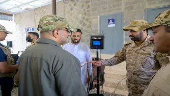 أكد اهتمام مجلس القيادة باصلاحات القوات المسلحة.. طارق صالح يطّلع على سير عمل لجنة البصمة الحيوية