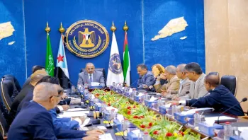 قيادي سابق في الانتقالي يكشف كواليس خلافاته مع "عيدروس الزبيدي" وتفاصيل العملية العسكرية للسيطرة على حضرموت