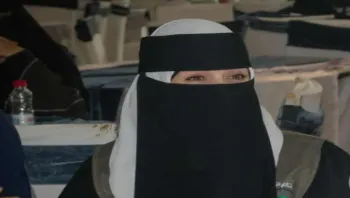 عدن.. محامية تشكو اعتداء عناصر أمنية داخل محكمة المنصورة