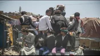 اليمنيون.. حياة مؤجلة على هامش الحرب
