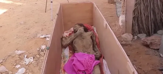 اكتشاف موميا أثرية في حضرموت يثير اهتمامًا واسعًا «صور» اكتشاف موميا أثرية في حضرموت يثير اهتمامًا واسعًا «صور»