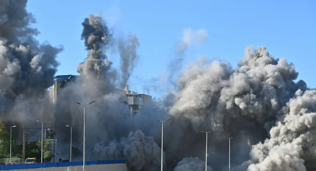 إسرائيل تعلن ضرب أكثر من 200 هدف في إيران ولبنان إسرائيل تعلن ضرب أكثر من 200 هدف في إيران ولبنان