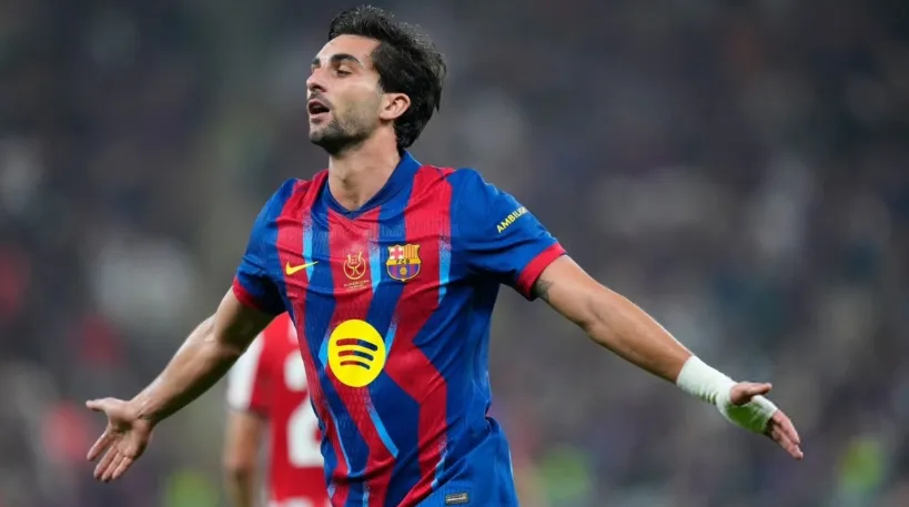 برشلونة يعرض مارك كاسادو وفيران توريس للبيع