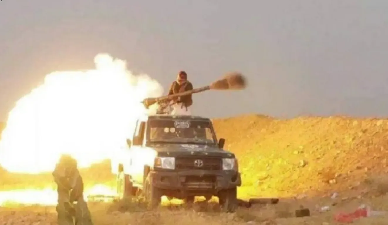 شبوة.. كسر هجوم حوثي في مرخة واستشهاد جندي بنيران مسيرة في حريب شبوة.. كسر هجوم حوثي في مرخة واستشهاد جندي بنيران مسيرة في حريب