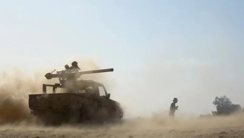 استشهاد جنديين وإصابة ثلاثة خلال إحباط هجوم حوثي بتعز