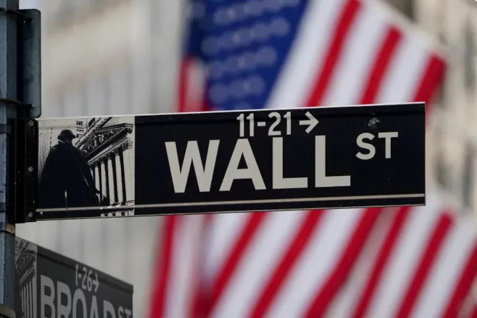 حرب إيران تدفع الاقتصاد الأمريكي نحو شبح الركود التضخمي