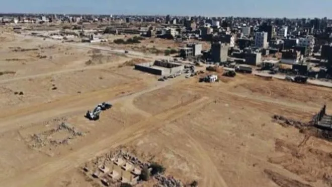 قصص واقعية تكشف معاناة مواطنين مع إجراءات وحدة حماية الأراضي في عدن