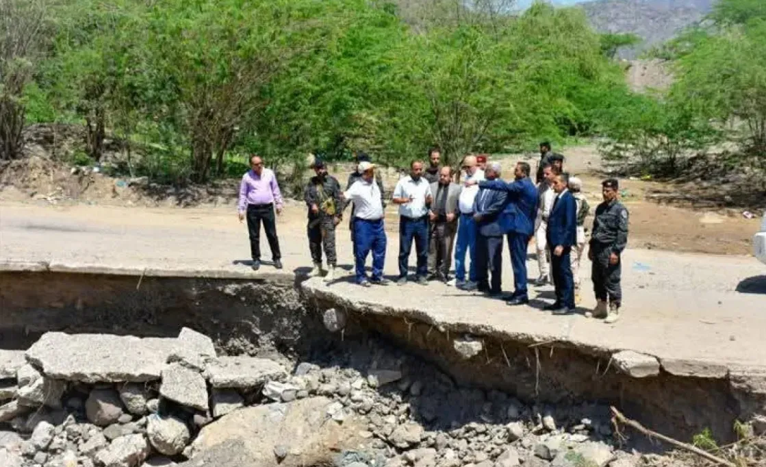 برئاسة وزير الإدارة المحلية.. لجنة حكومية تطلع على أضرار السيول في مديريات تعز
