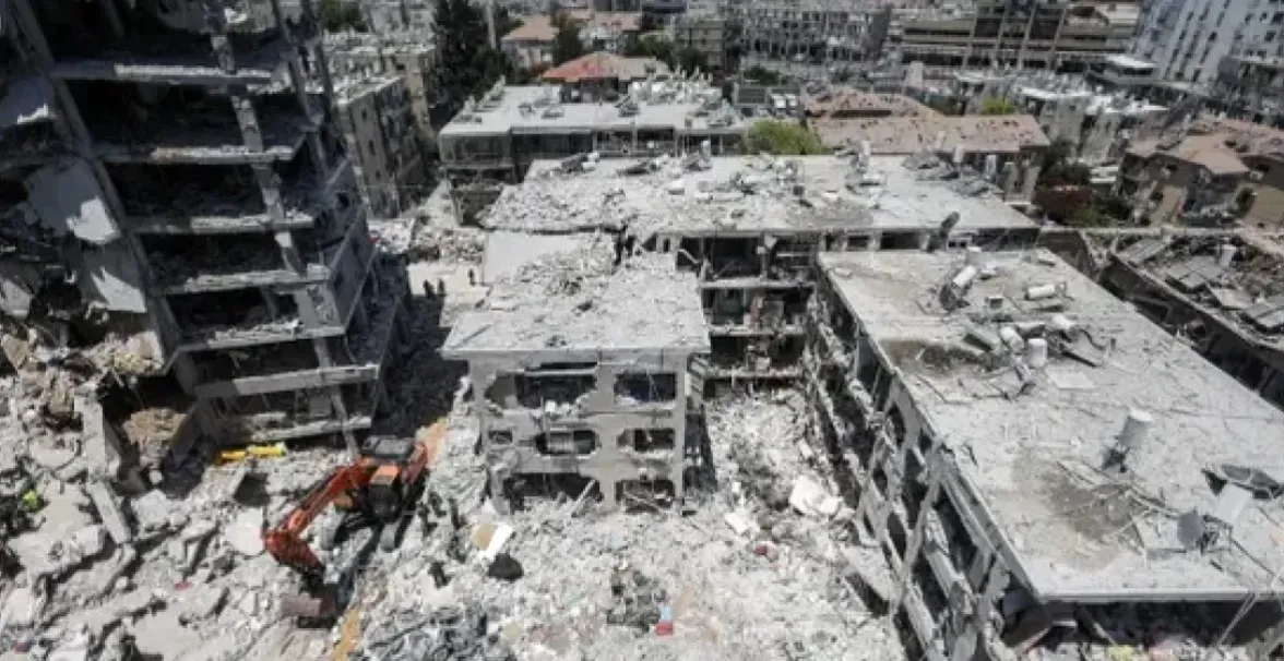 إيران تقدر خسائر الحرب بـ270 مليار دولار.. ومفاوضات جديدة تلوح في الأفق