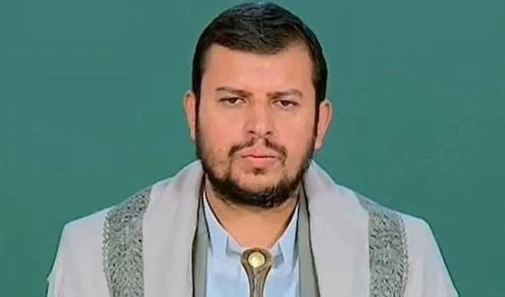 خطاب "الانسحاب اللفظي".. لماذا تراجعت نبرة الحوثي مع اقتراب النار من إيران؟