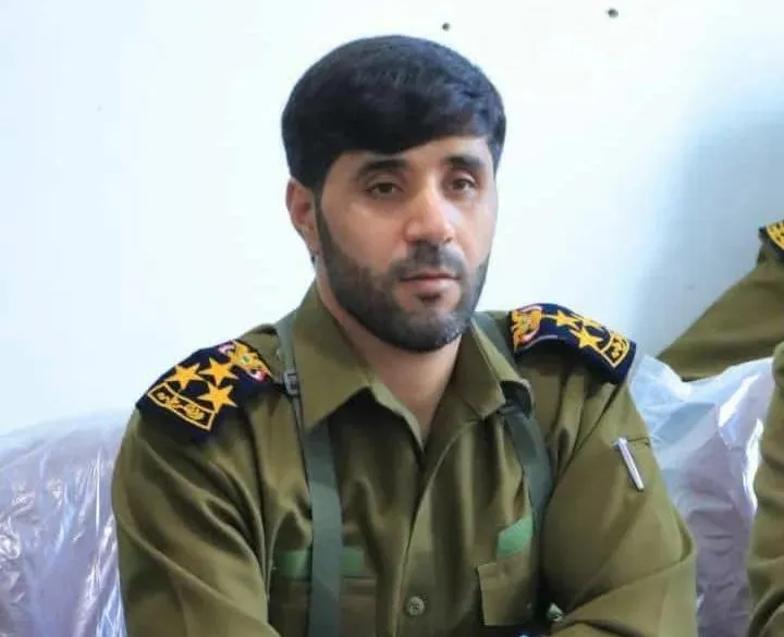 قيادي حوثي لا يزال يحتجز 300 ألف دولار لمستثمر من إب ويماطل بإعادتها منذ أكثر من عام