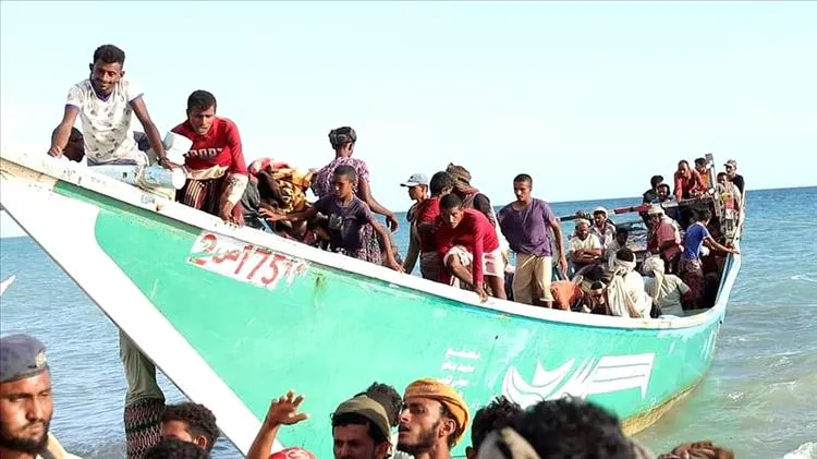 وفاة صياد وفقدان آخر إثر انقلاب قارب صيد قبالة سواحل المخا