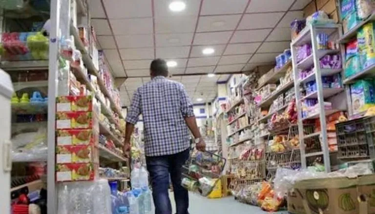 الديون تحاصر الأسر اليمنية.. معيشة قاسية بين الحرب والغلاء