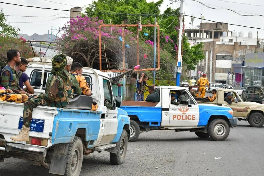 شرطة تعز تضبط 7 مشتبهين بتفجير قرب مصنع مياه معدنية
