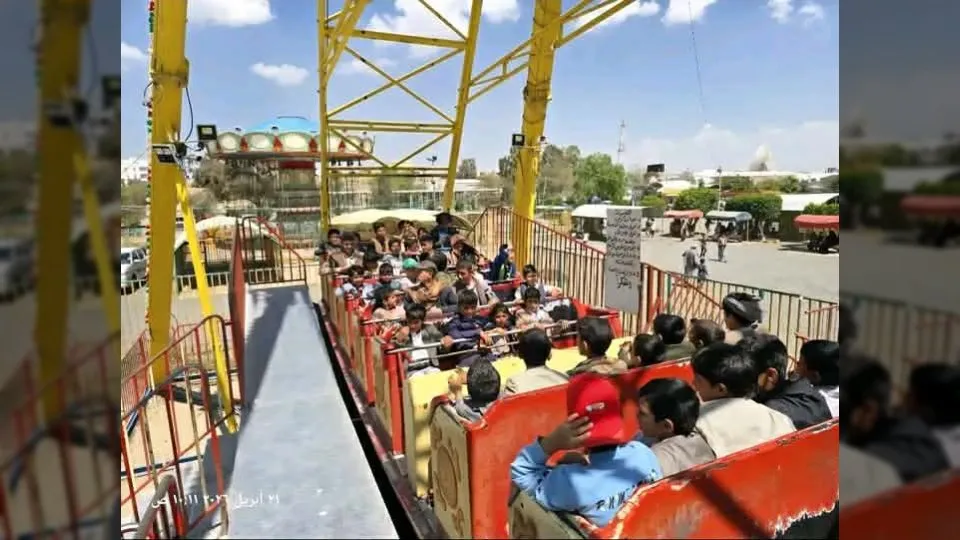 الحوثيون يحتجزون نتائج الطلاب ويفتحون الحدائق مجانًا لاستقطابهم نحو جبهات القتال