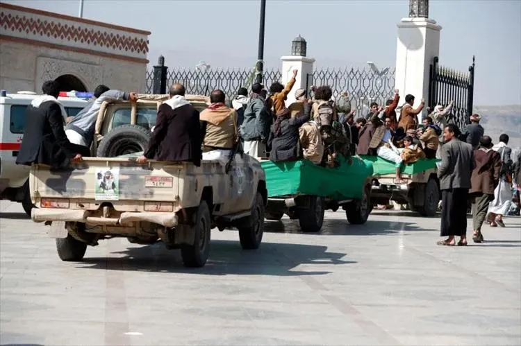 مقتل 11 حوثيًا في مواجهات مع القوات الحكومية