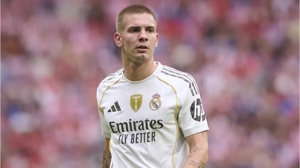 ريال مدريد يتلقى عرضاً بملايين الدولارات لضم ماستانتونو