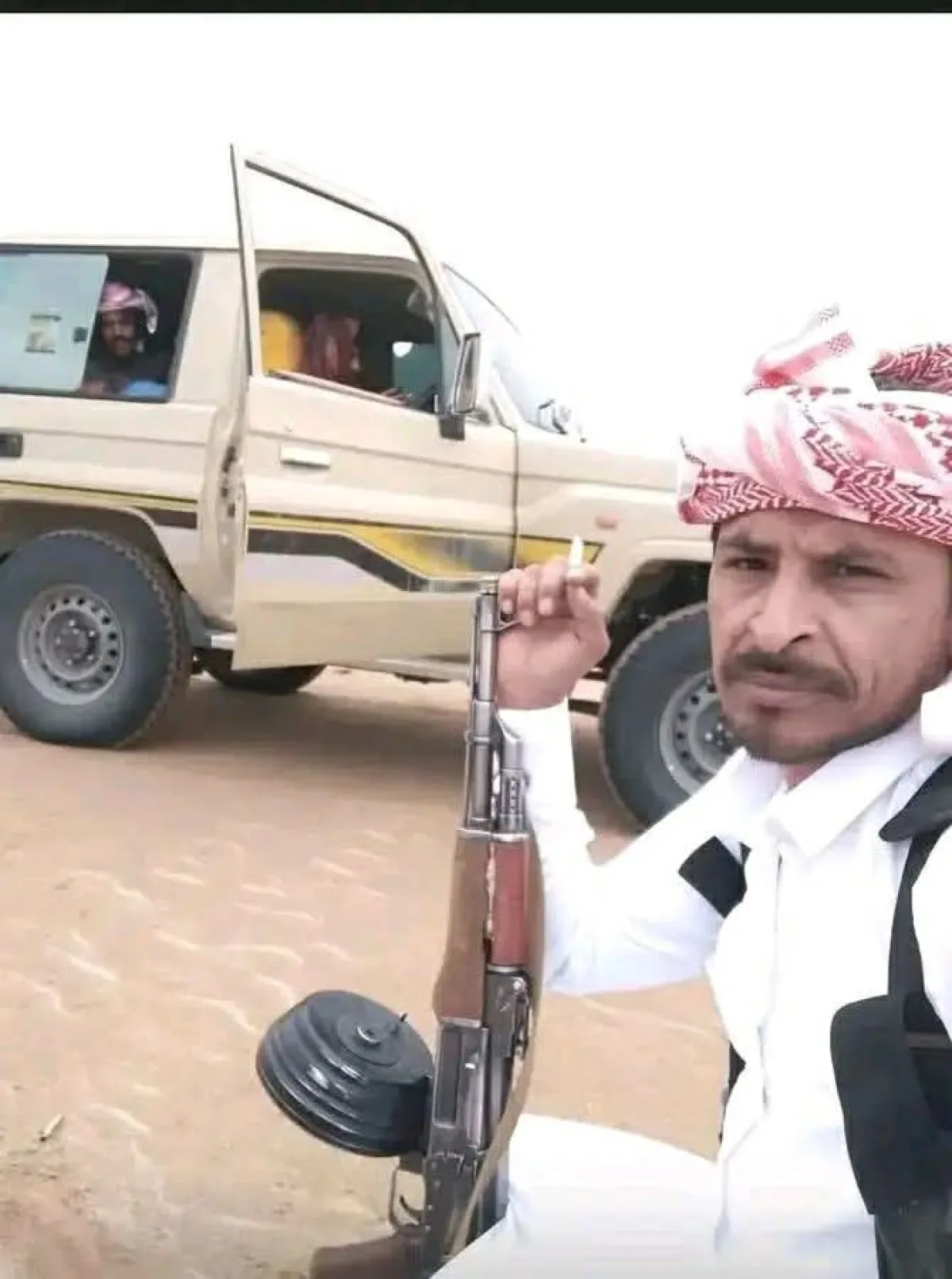 الجوف.. اغتيال الشيخ الصلاحي يشعل مواجهات عنيفة بين القبائل والحوثيين