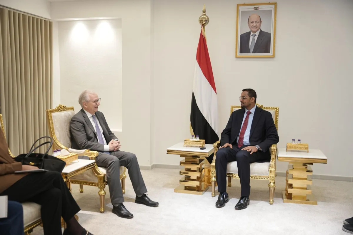 محادثات بين وزير الدولة وليد القديمي والسفير الألماني لتعزيز التعاون الثنائي