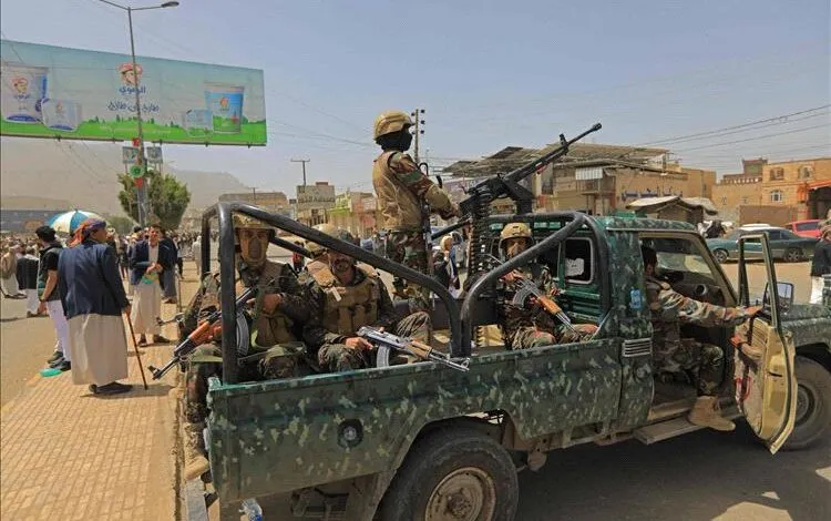 مليشيا الحوثي توسع ضغوطها على القطاع الخاص بحملة مالية تستهدف الوكالات التجارية