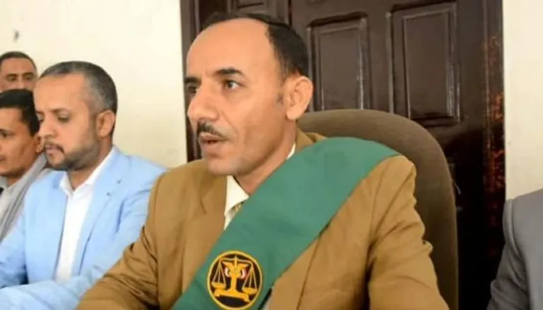 في حكم غريب.. قاض حوثي ينفي طفلا من إب عقب مشاجرة