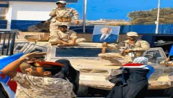 الانتقالي الجنوبي.. كيان منحل يواصل تحدي السلطات دون رادع