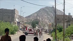 عاجل: قوات درع الوطن تدخل لودر لإيقاف اشتباكات دامية بين قيادي سابق ومسلحين قبليين