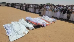 مأرب تودع عشرة من ضحايا حريق مروع أودى بحياة 16 شخصاً