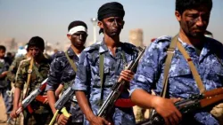 الحوثي وحركة الشباب.. تهديد إرهابي مزدوج يتمدد حول باب المندب