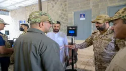 أكد اهتمام مجلس القيادة باصلاحات القوات المسلحة.. طارق صالح يطّلع على سير عمل لجنة البصمة الحيوية